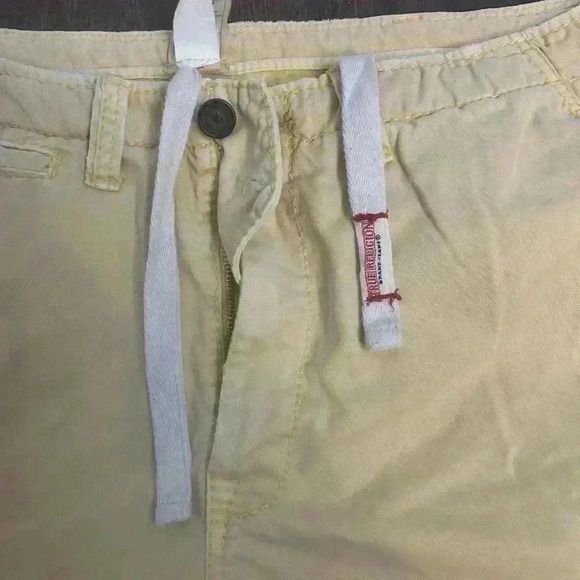 True Religion Y2K Men’s 40 Canary Yellow Distressed Heavyweight Cargo Shorts - Picture 10 of 15